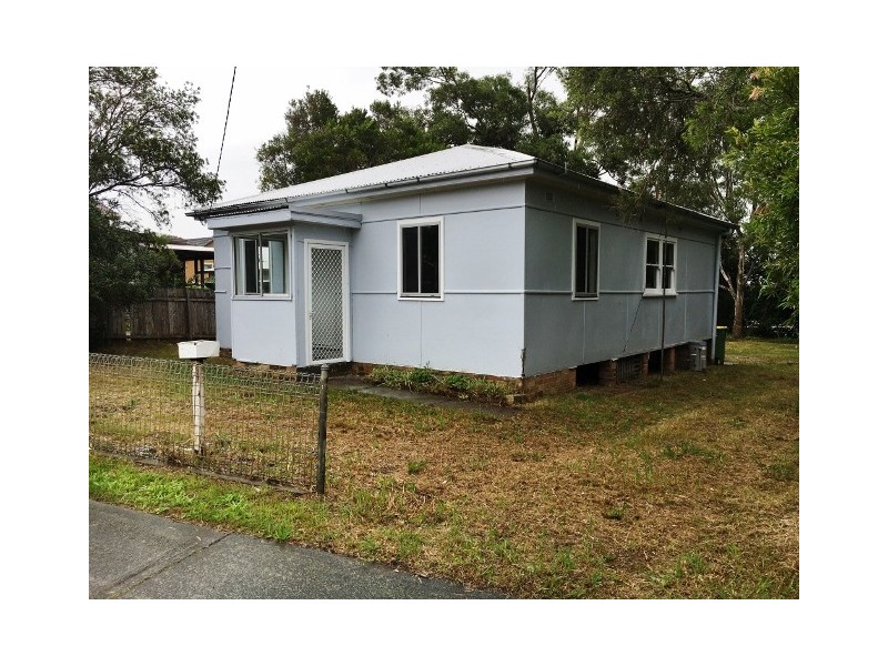 92 Main Road, Toukley NSW 2263