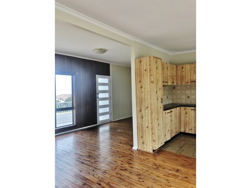 15 Marks Road, Gorokan NSW 2263