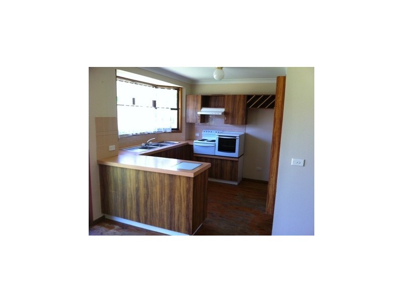 2 Marvin Close, Lake Munmorah NSW 2259