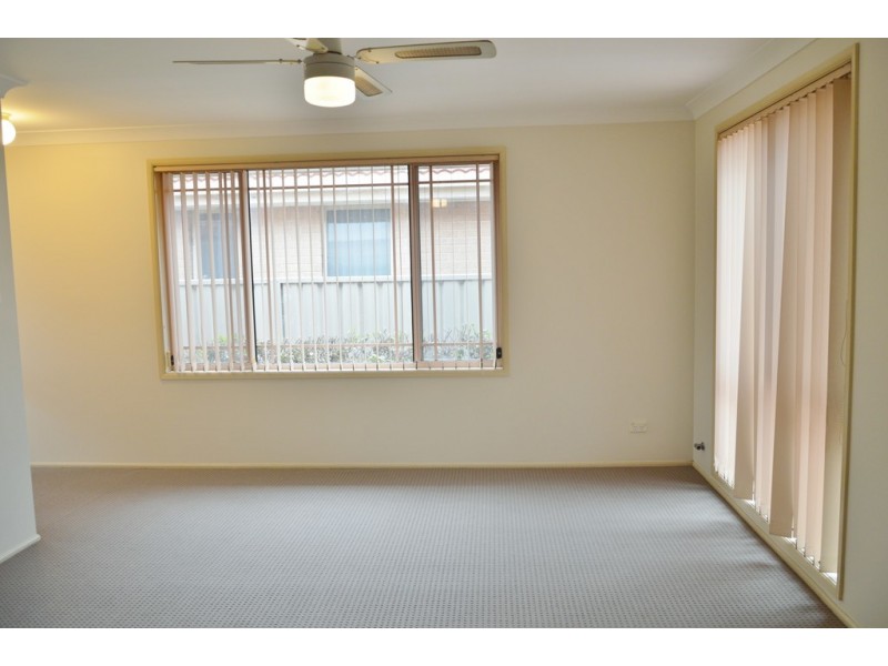 10 Nelmes Road, Blue Haven NSW 2262