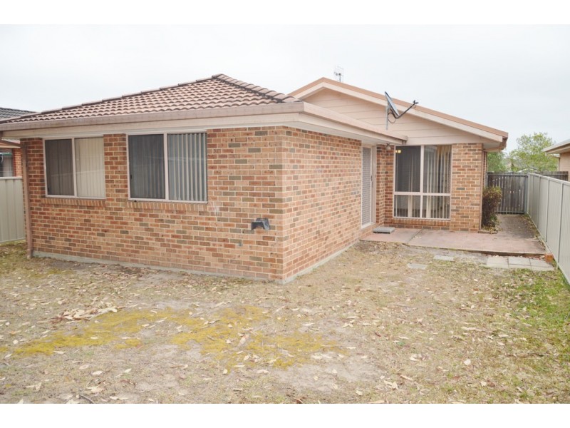 10 Nelmes Road, Blue Haven NSW 2262