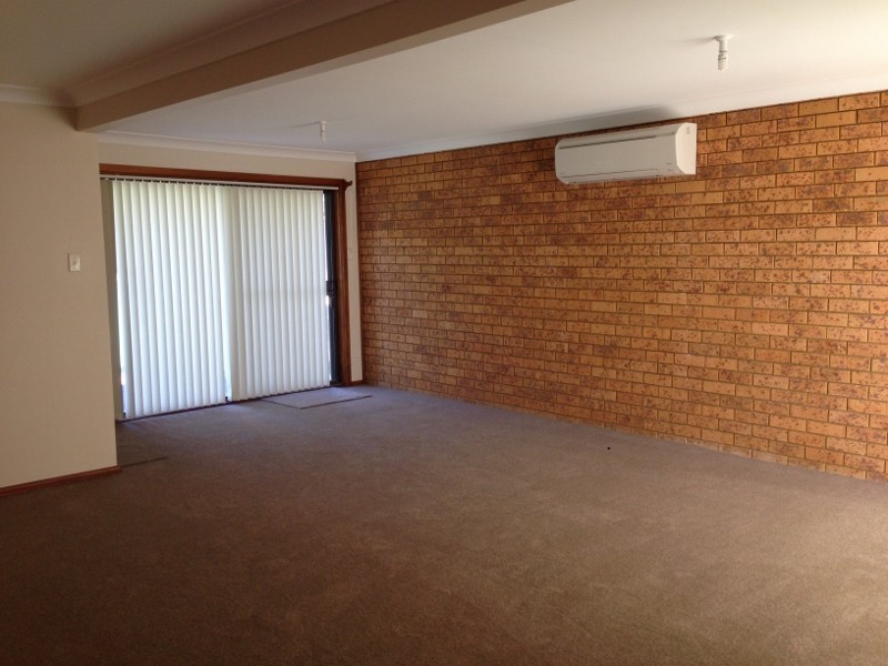 24 Odette Avenue, Gorokan NSW 2263