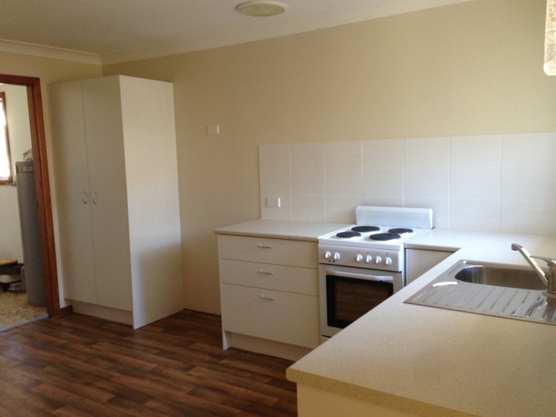 24 Odette Avenue, Gorokan NSW 2263