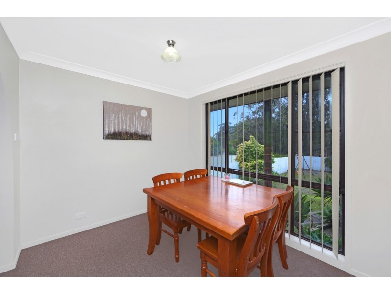 11 Penguin Road, Blue Haven NSW 2262