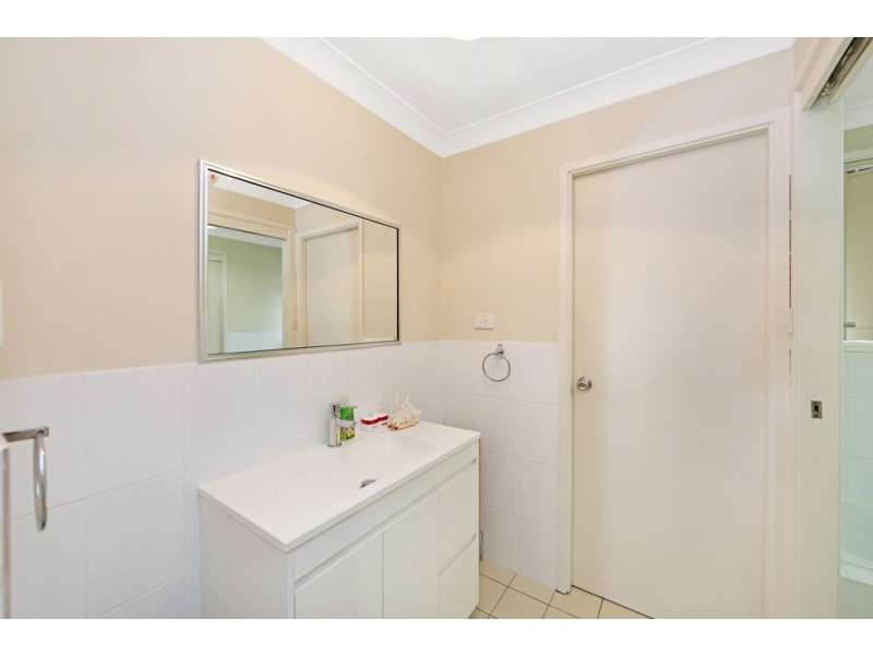 11 Penguin Road, Blue Haven NSW 2262