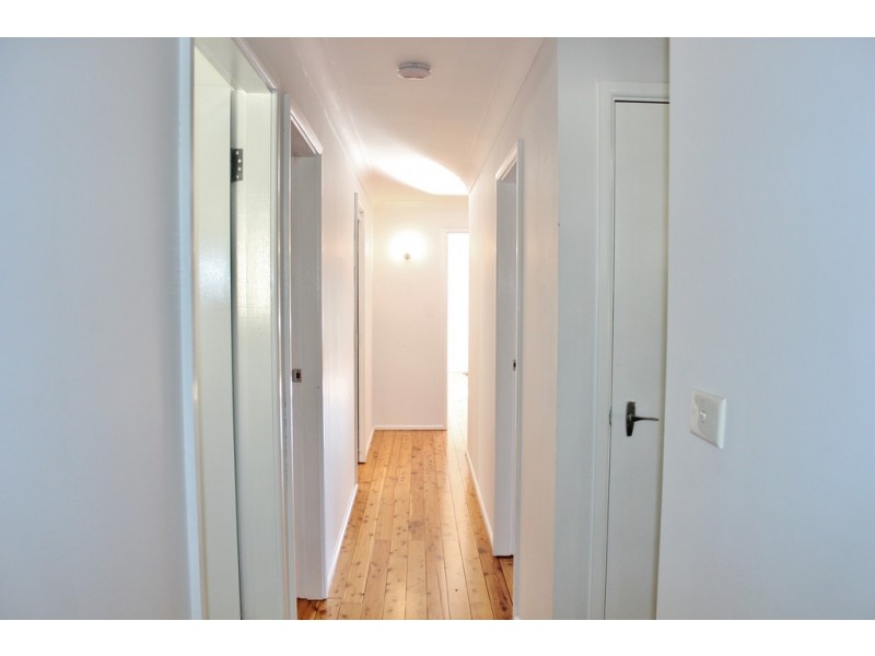 3 Pearce Road, Kanwal NSW 2259