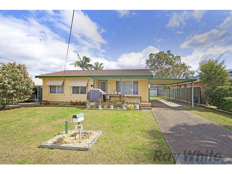 74 Pinehurst Way, Blue Haven NSW 2262