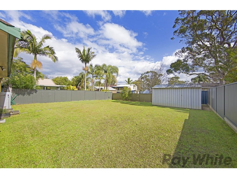 74 Pinehurst Way, Blue Haven NSW 2262