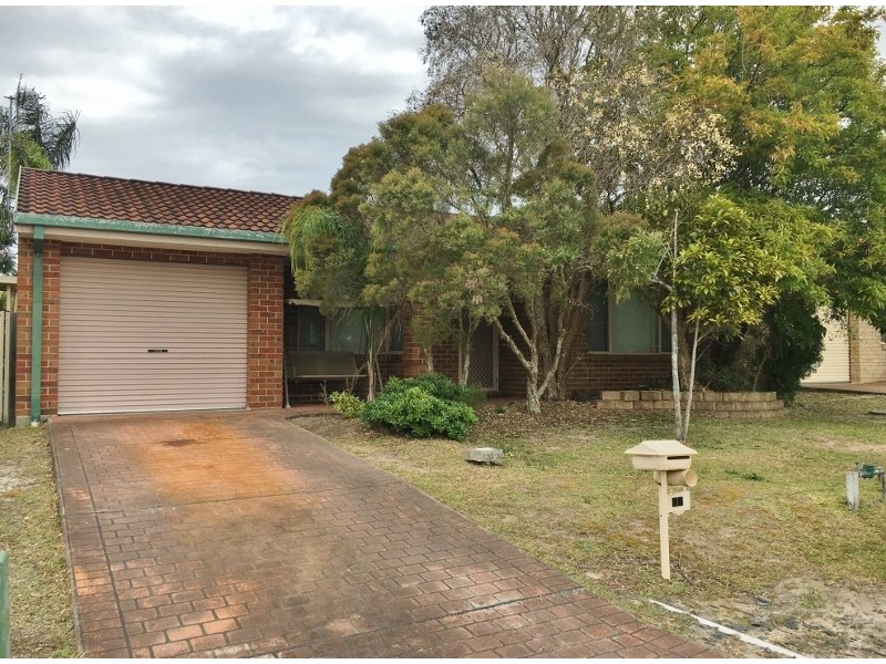 35 Shearer Crescent, Blue Haven NSW 2262