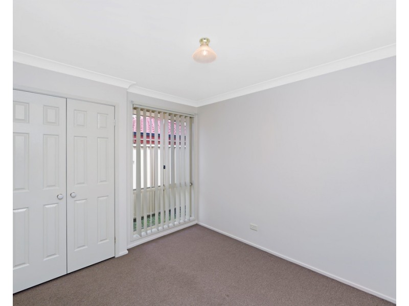 31 St Lawrence Avenue, Blue Haven NSW 2262