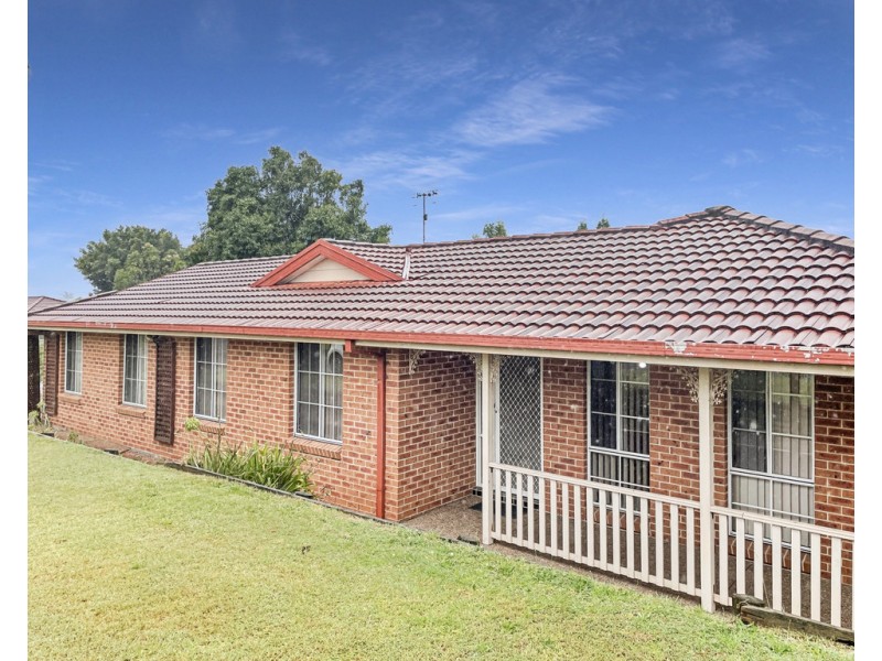 3 St Lawrence Avenue, Blue Haven NSW 2262