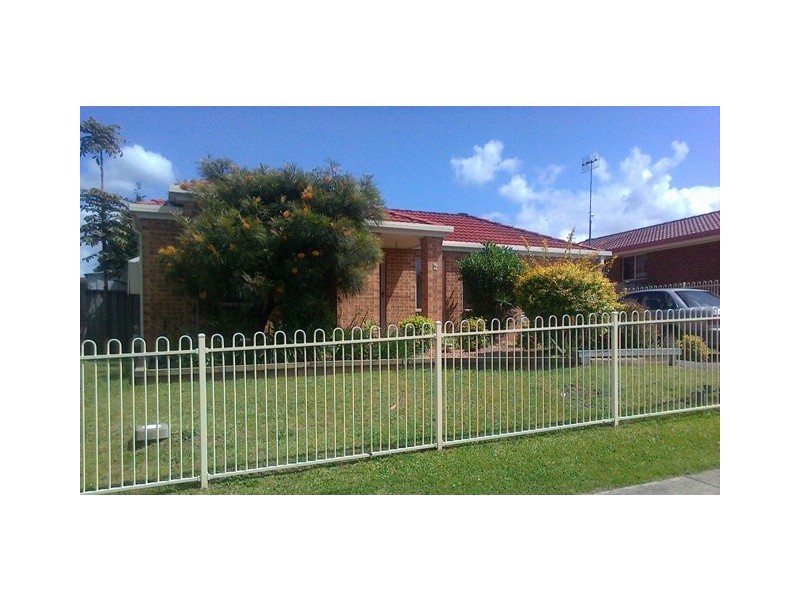 6 Timbara Crescent, Blue Haven NSW 2262
