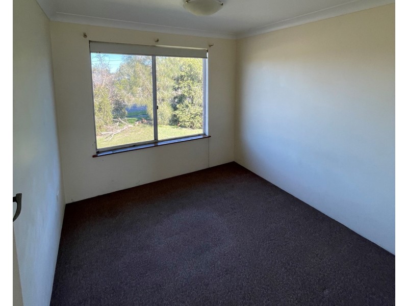 2/111 Wallarah Road, Gorokan NSW 2263