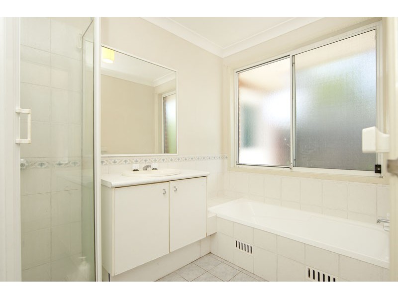 4 Wren Place, Hamlyn Terrace NSW 2259