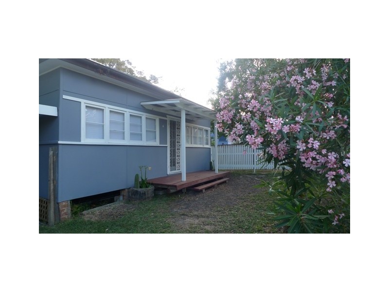 6 Murrawal Road, Wyongah NSW 2259