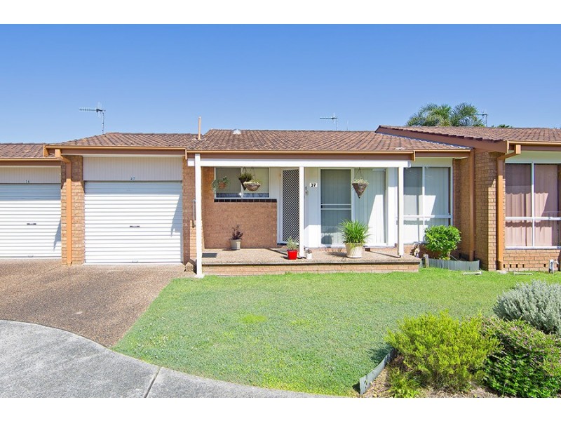 37 Gilbert Avenue, Gorokan NSW 2263
