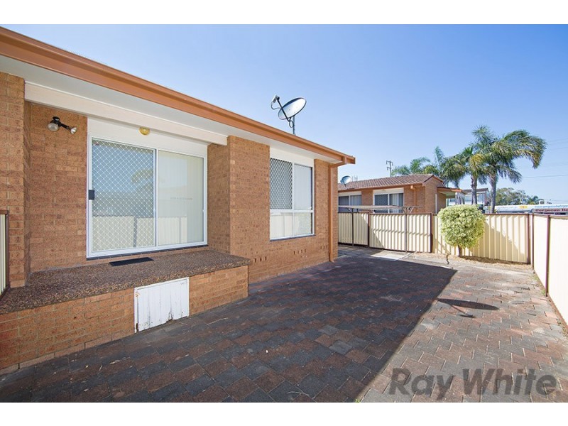 37 Gilbert Avenue, Gorokan NSW 2263