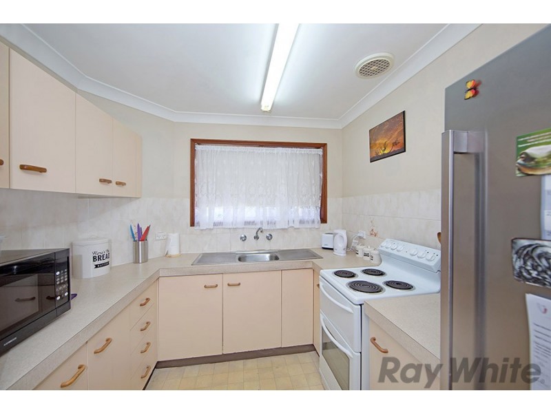 37 Gilbert Avenue, Gorokan NSW 2263