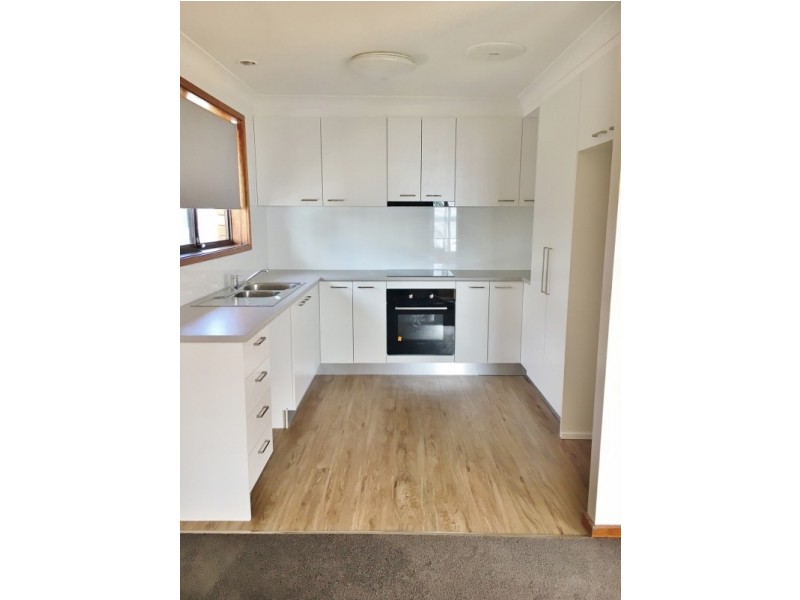 8 Cross Street, Toukley NSW 2263