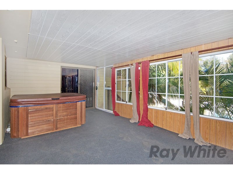 8 Craigie Avenue, Kanwal NSW 2259