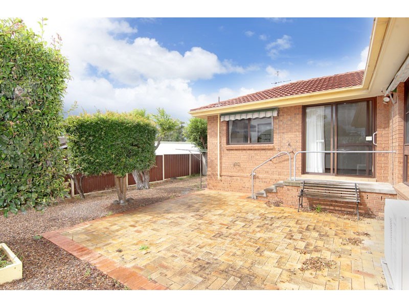 1 Gilbert Avenue, Gorokan NSW 2263