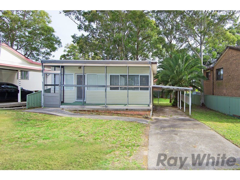 4 Blackford Avenue, Kanwal NSW 2259