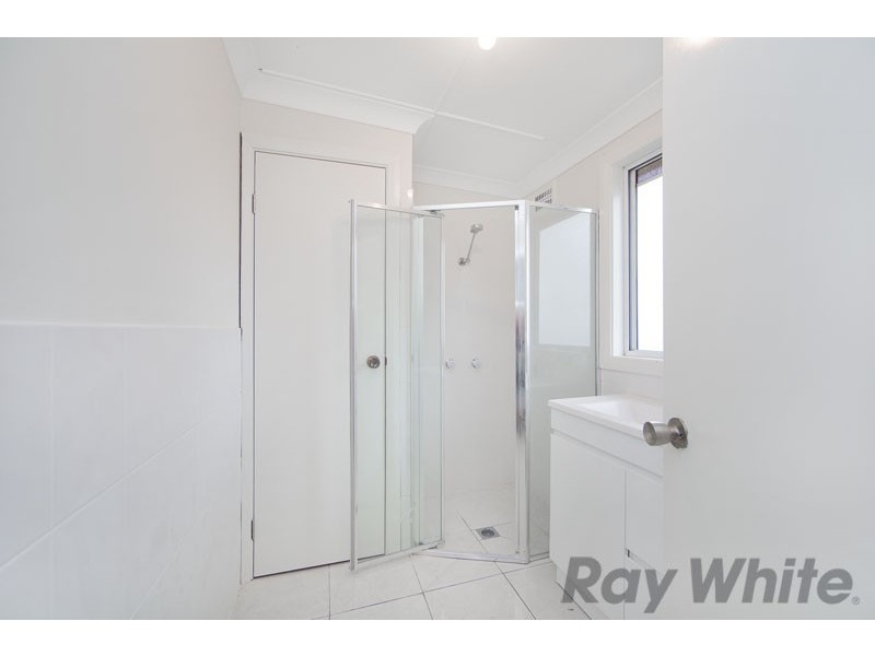 4 Blackford Avenue, Kanwal NSW 2259