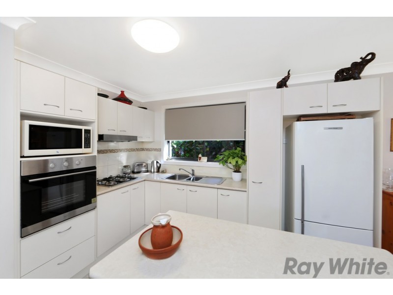 18 Delavia Drive, Lake Munmorah NSW 2259