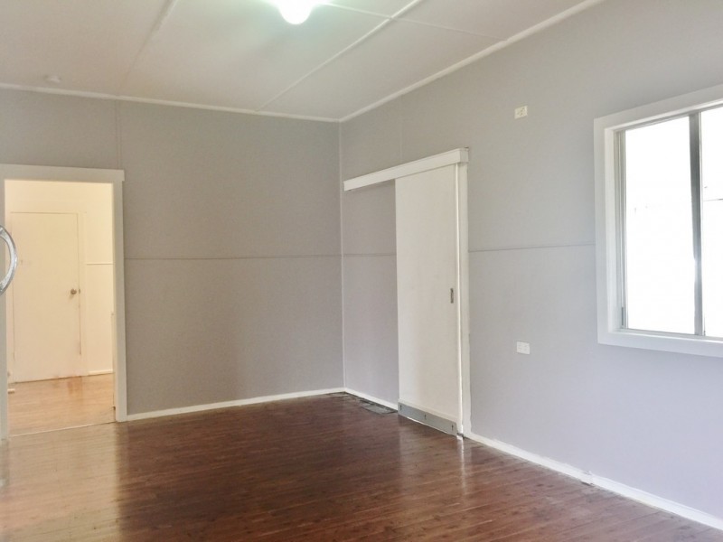 42 Leonard Avenue, Toukley NSW 2263