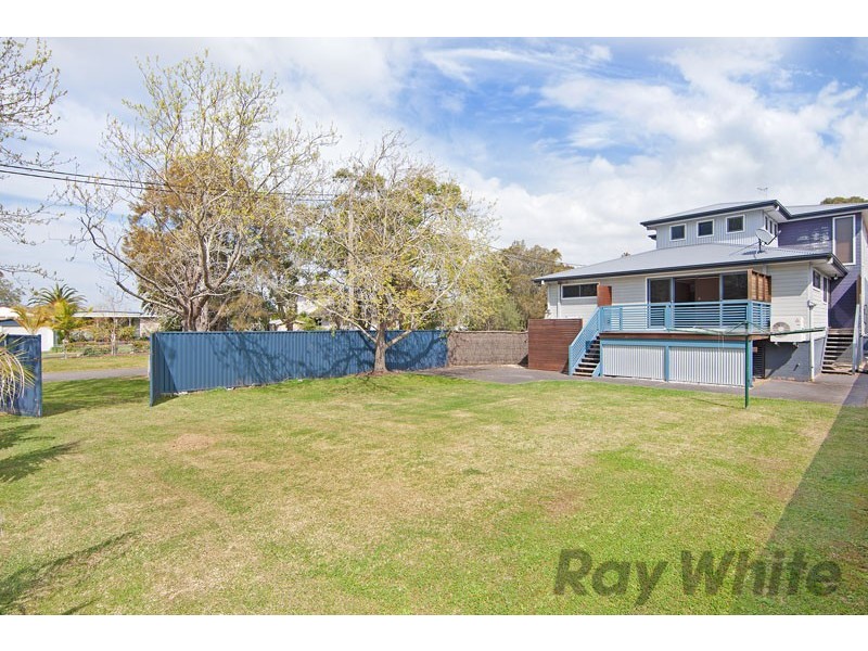 1 Hastings St, Rocky Point NSW 2259
