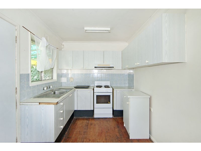 53 Dunvegan Street, Mannering Park NSW 2259