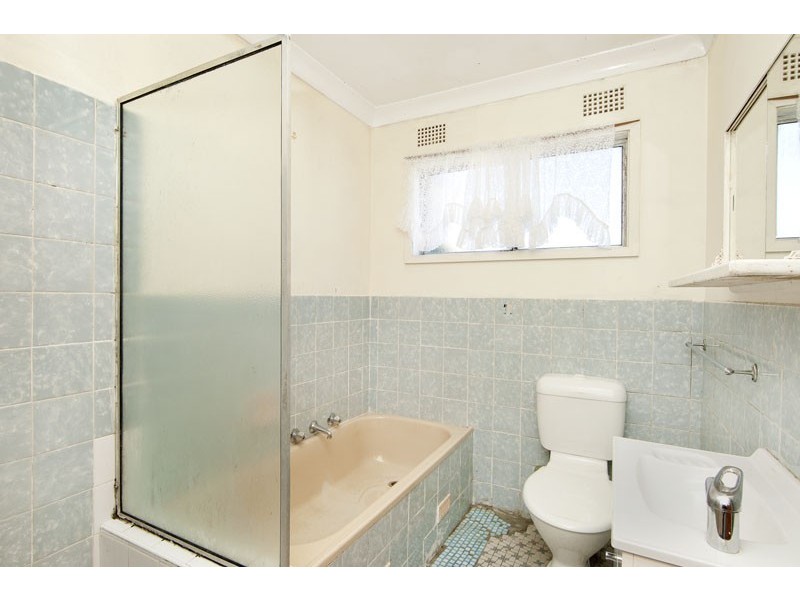 53 Dunvegan Street, Mannering Park NSW 2259