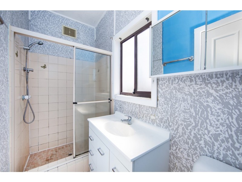 44 Dudley Street, Gorokan NSW 2263