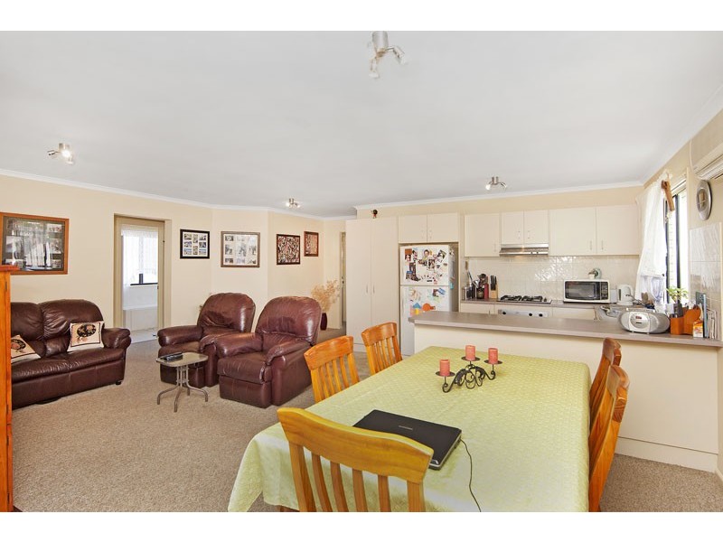 6 Blacksburg Court, Lake Munmorah NSW 2259