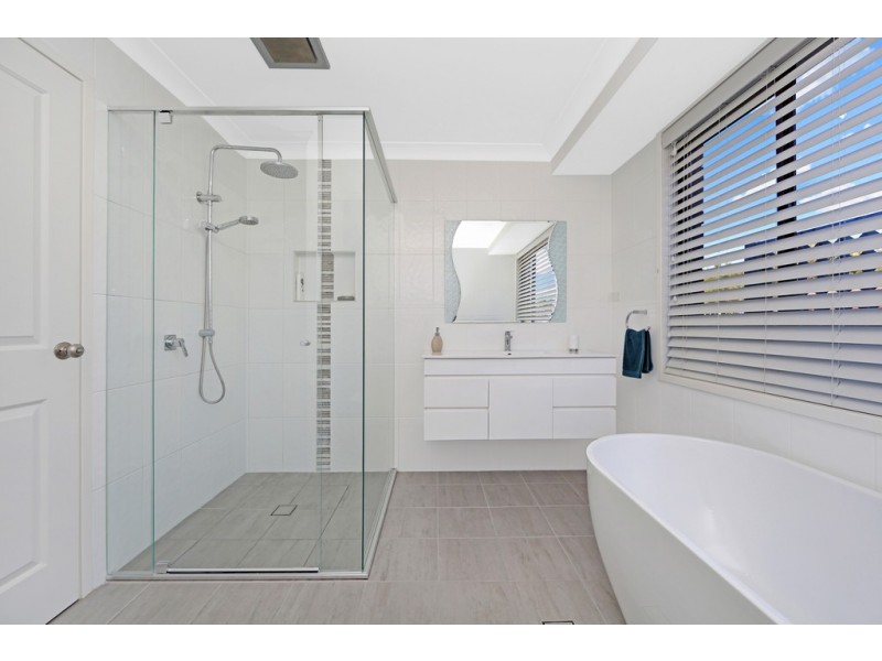 257 Buff Point Avenue, Buff Point NSW 2262