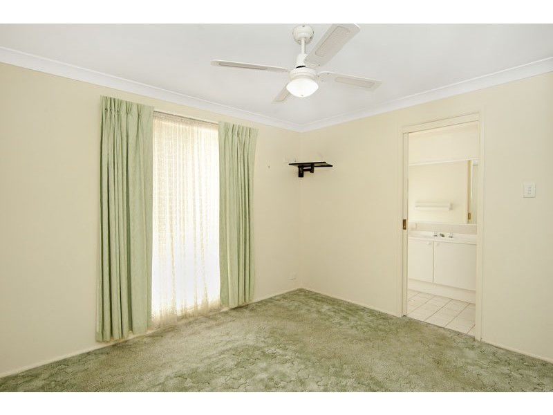 6 Darwinia Place, Hamlyn Terrace NSW 2259