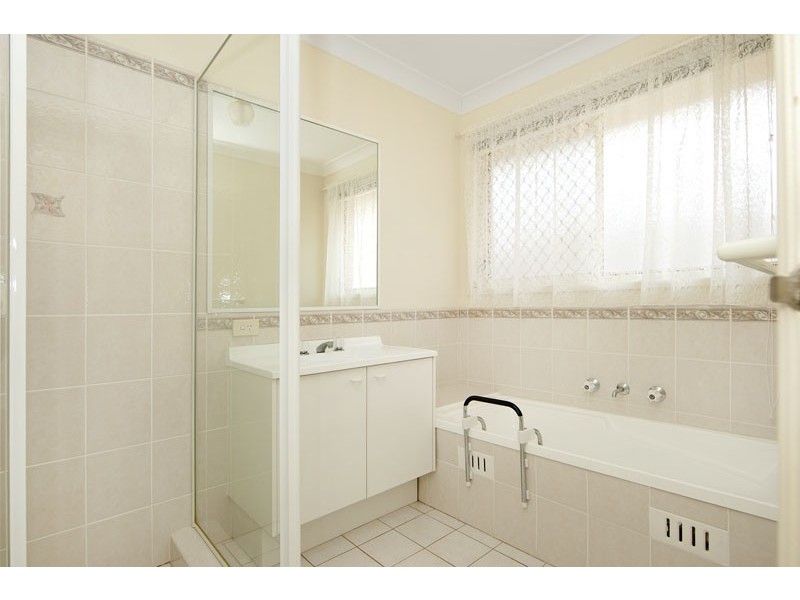 6 Darwinia Place, Hamlyn Terrace NSW 2259