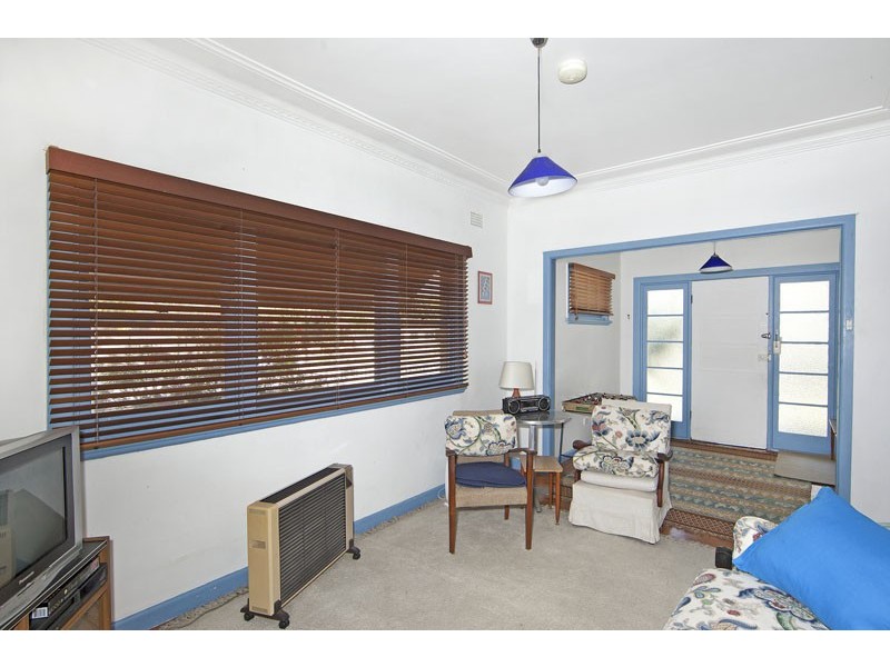 9 Dalnott Road, Gorokan NSW 2263