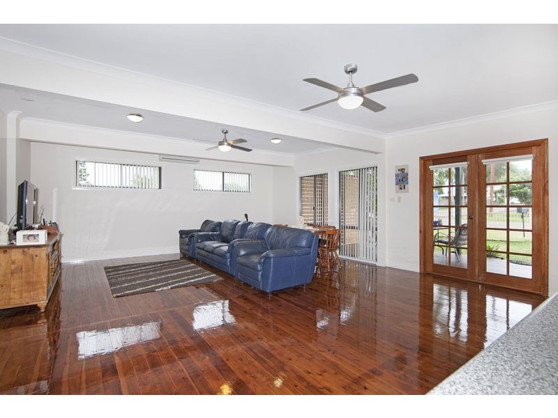 13 Sixth Avenue, Toukley NSW 2263