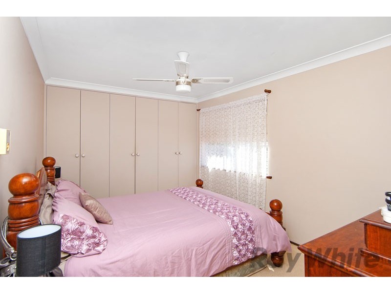 42 Middlesex Avenue, Gorokan NSW 2263