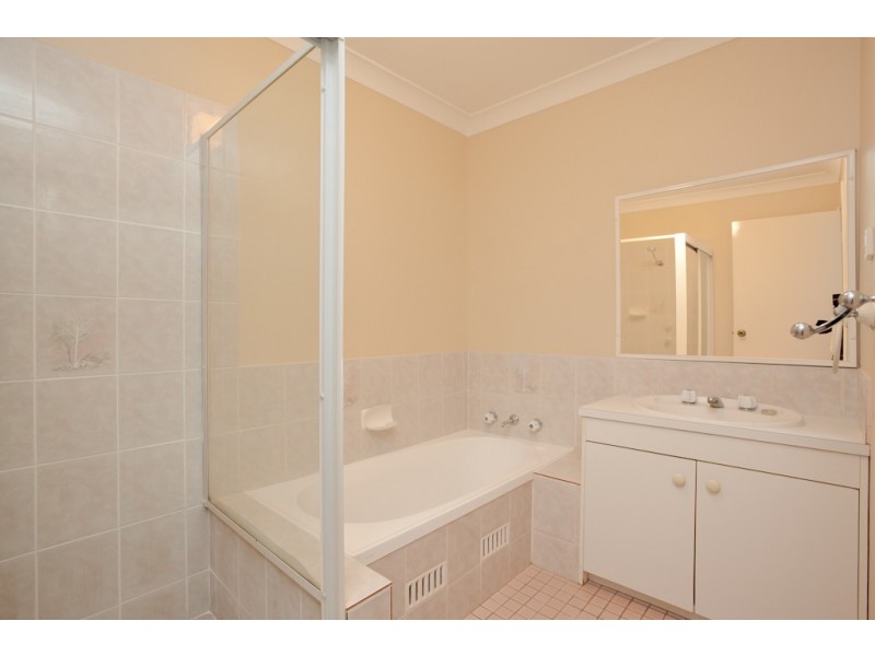 4/27 Watanobbi Road, Wyong NSW 2259