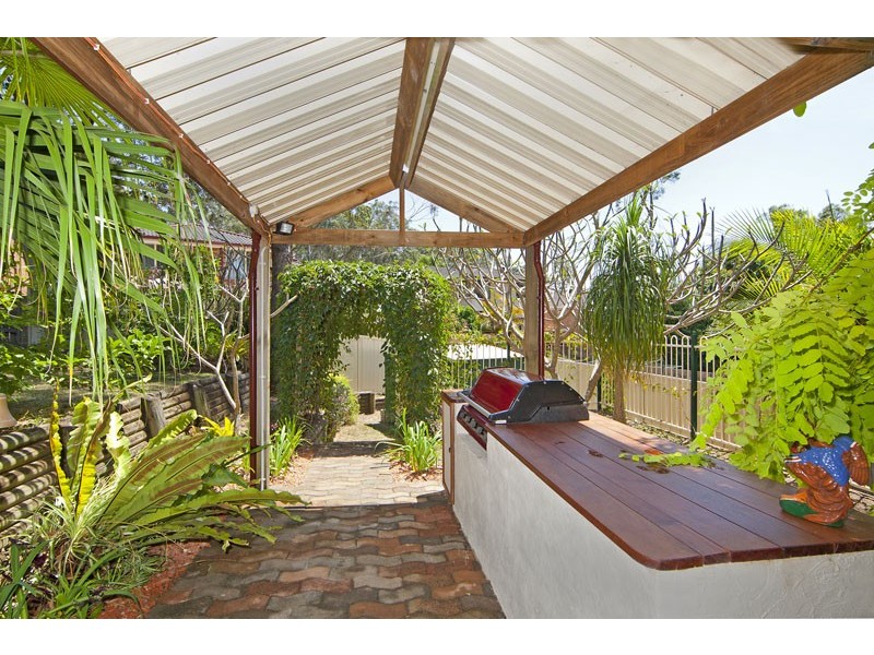 6 Burnie Place, Mardi NSW 2259