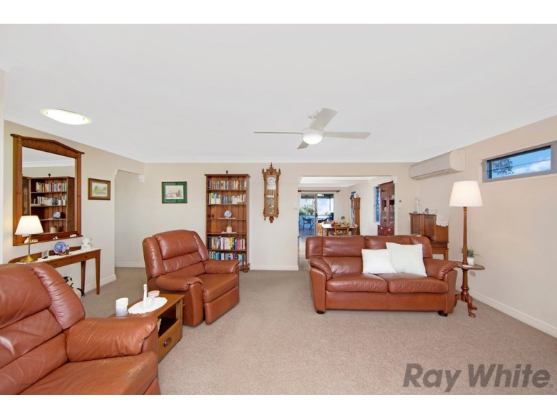 119 Diamond Head Drive, Budgewoi NSW 2262