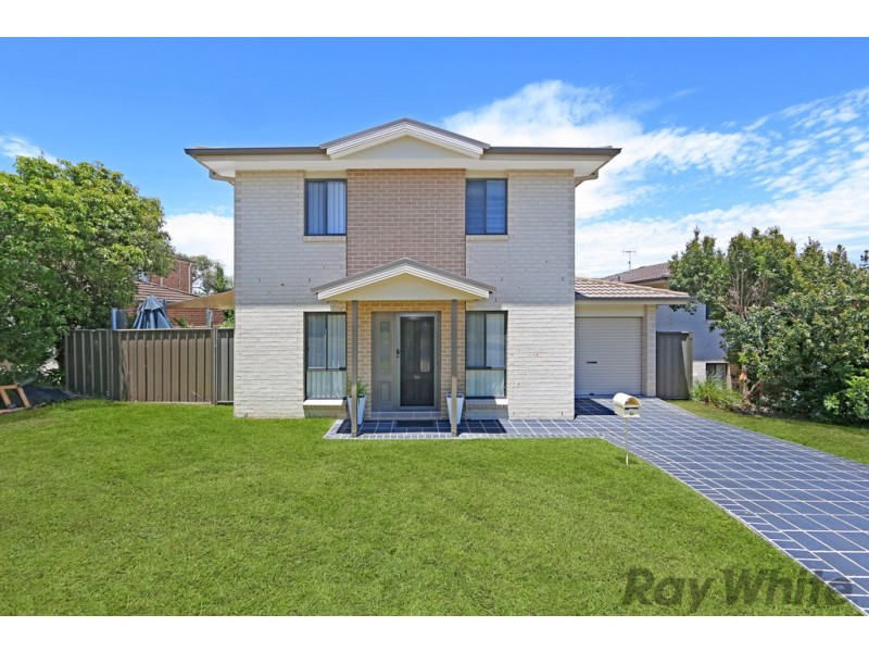 5a Daintree Crescent, Blue Haven NSW 2262