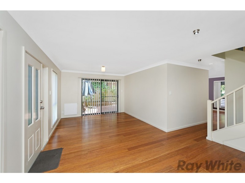 5a Daintree Crescent, Blue Haven NSW 2262
