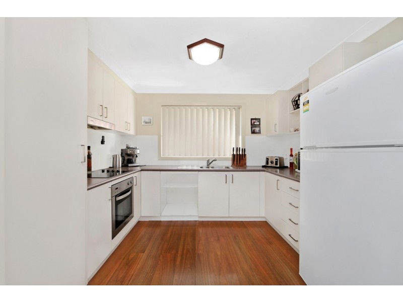 17 Grandview Parade, Gorokan NSW 2263