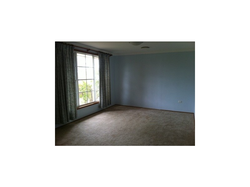 9 Kala Avenue, Budgewoi NSW 2262