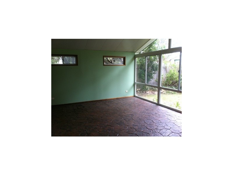 9 Kala Avenue, Budgewoi NSW 2262