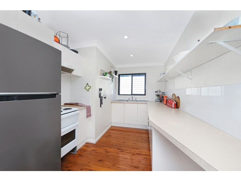 2 Hammond Road, Toukley NSW 2263