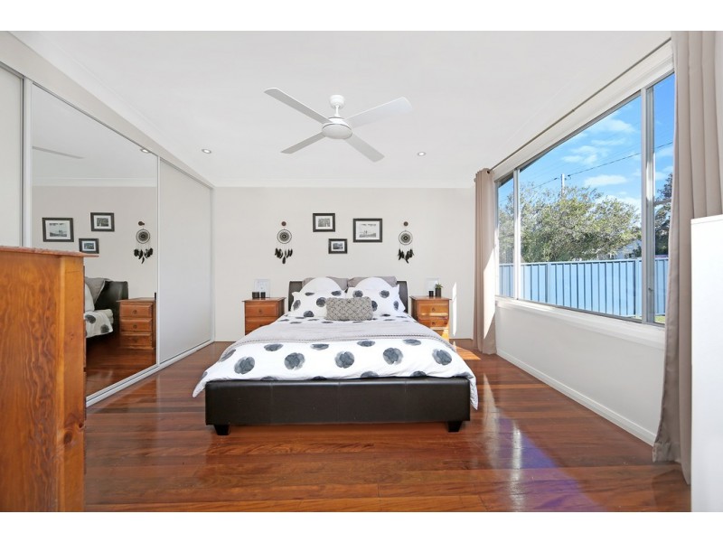 2 Hammond Road, Toukley NSW 2263